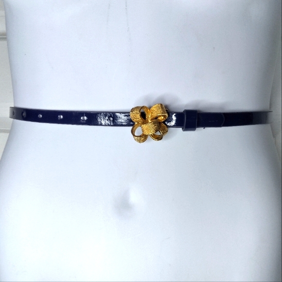Lilly Pulitzer Accessories - Lilly Pulitzer Skinny Blue Critter Belt Size XS/S